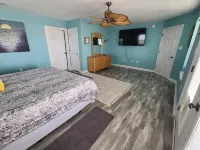 Screened in Porch 5 Br/4.5 Bath - Sleeps 14-18 w/Beach Gear, Cargo Lift