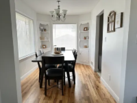 5 Star Home Close to Mt America Center & Temple, Perfect Location, Sleeps 10