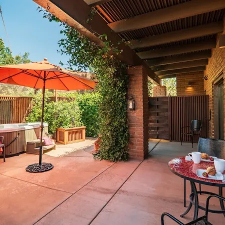 Desert Poppy Villa- Romantic Getaway
