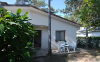 Charming villa immersed in a peaceful area