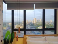 2BR Collins W/ Pool Hoteles en Pinang