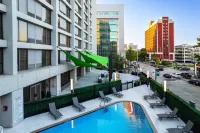 Hilton Birmingham Downtown at UAB - Pools