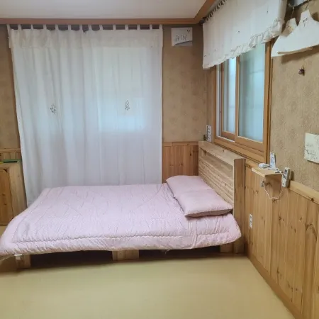 Damyang Lara 345 Pension