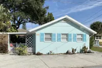 Perfect Location! Coral Sands Beach House II at Indian Rocks Beach!