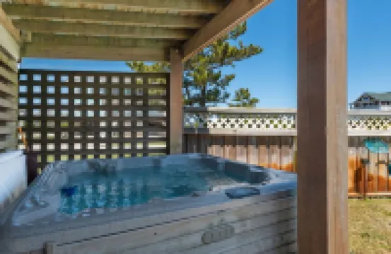 Panoramic Ocean Views Seaside Retreat with Private Pool, Hot Tub -2 Minute Walk