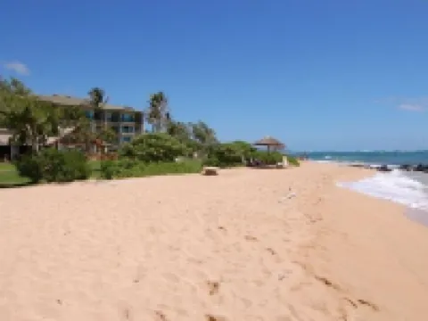 CROWN JEWEL PENTHOUSE D406! UNFORGETABLE OCEAN VIEWS! Hotels in Kapaa