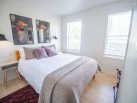 Downtown Rogue River, Game Room, 70" Smart TV, Two Minutes to I-5 Hotels in Rogue River