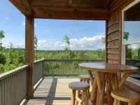 Beautiful Mountain Lodge on 32 Private Acres - Real Privacy!