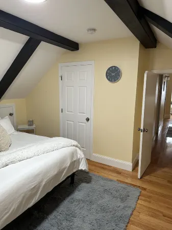 Cute Mini Apt - Snhu Arena