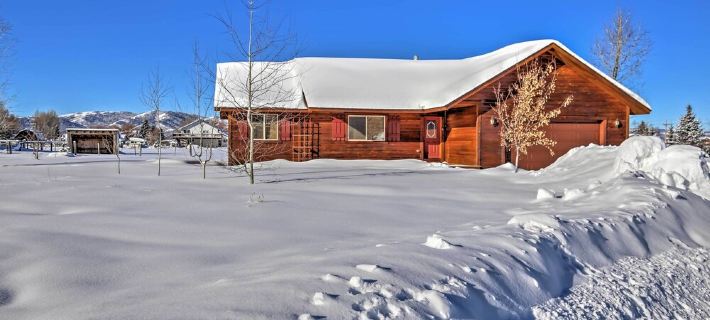 Mary Ann's Mountain Maison - Visit Nat’l Parks, Walk to Town, Grill Out in Yard Отели в г. Виктор