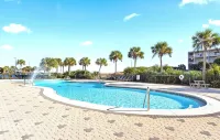 10th Floor Sweeping Views of the Gulf. Steps from Beach Access.