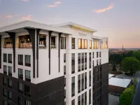 Tempo by Hilton Raleigh Downtown โรงแรมใกล้อาร์ตสเปซ