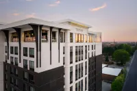 Tempo by Hilton Raleigh Downtown - balcony