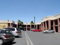 DTLV, a Baymont by Wyndham - Motels