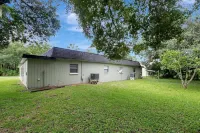 Tranquil 2-bedroom apartment in Crystal River with WiFi, AC