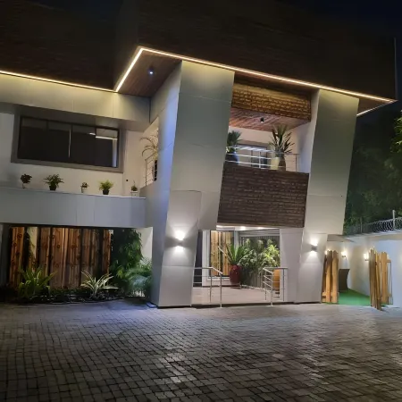 Limewood Villa Отели рядом с достопримечательностью «Институт Гёте»