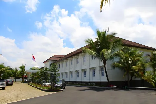 Le Semar Hotel Serang Hotels in Kibin