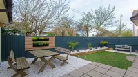 Oceanside | Sleeps 6 |Walk to Beach & Stylish Hôtels à : 