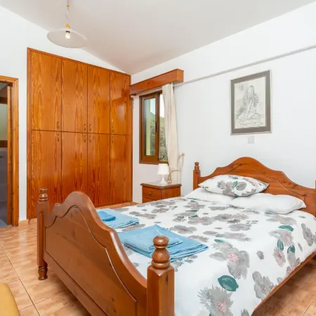 Villa Noni Large Private Pool, A/C, WiFi