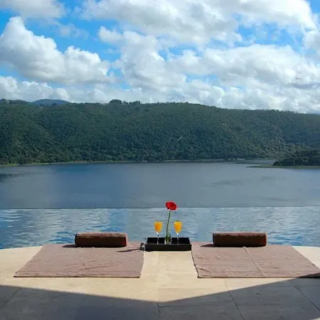 Lodge on Lake
