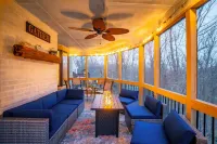 Serenity in Massanutten with Hot Tub and Firepit