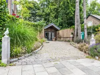 Residence Domburgse Duinen Отели рядом с достопримечательностью «Voormalig Stadhuis van Domburg uit 1667»