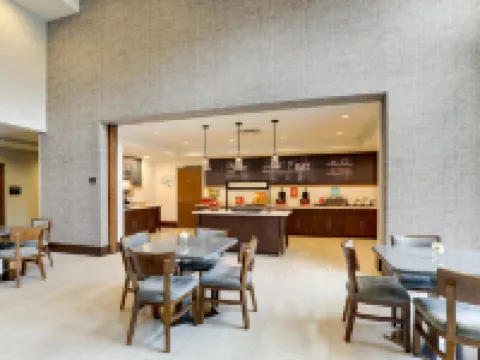 ハンプトン イン & スイーツ ローマ ロームのホテル