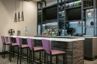 Hilton Garden Inn Iowa City Downtown University - bar