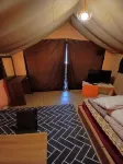Gapyeong Serapim Geulraemping/Eeokeon/Saetenteu Gyoce/Dangilgweon Panmae - 4-Star