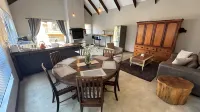 2-bed House in Dullstroom , Blue Crane Estate 66 Hotels in Belfast
