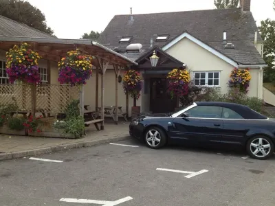 Quicksilver Mail Hotels near Yeovil Hospital