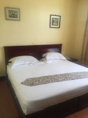 RUNGWE PALACE HOTEL