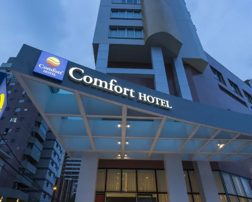 Comfort Hotel Santos Hotels near Flags Square