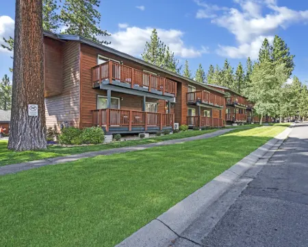 3 Peaks Resort & Beach Club Hotels in South Lake Tahoe