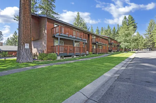 三峰度假飯店及沙灘俱樂部