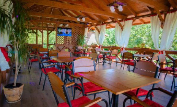 Pansionat Bogema - Housity