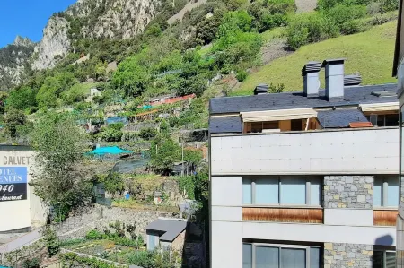 Hotel Best Andorra Center Отели рядом с достопримечательностью «Plaça de la Rotonda»