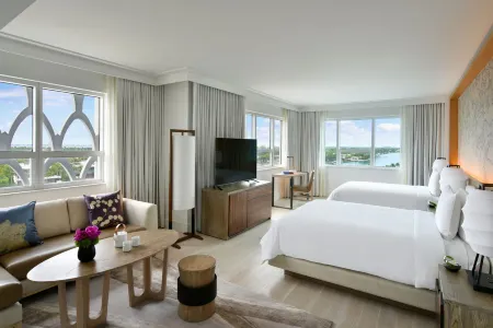 Nobu Hotel Miami Beach Отели рядом с достопримечательностью «Art Center - Richard Shack Gallery»