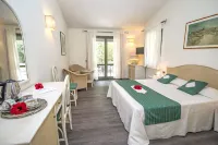 Albaruja Hotel - parking