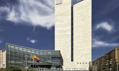 Hotel Reina Petronila Zaragoza