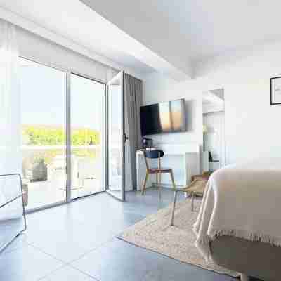 維拉莫爾飯店 - 限成人 Rooms