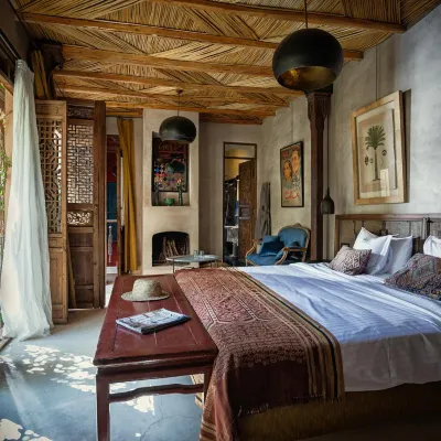 Riad Kbour & Chou Hotels near Palais Soleiman