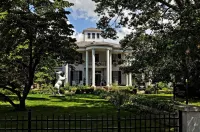 Allegiance Bed and Breakfast Hotels in Livingston County