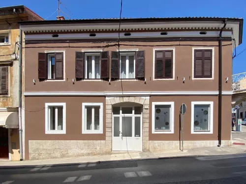 D&A Central Luxury Apartments with Free Parking Hotels in Pula