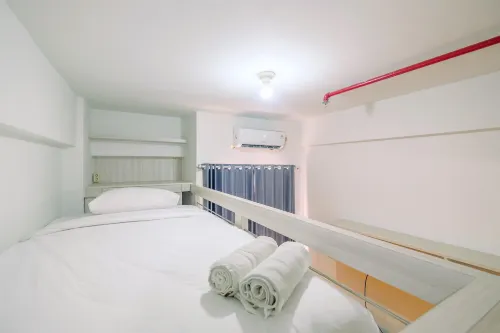 Comfortable and Cozy Living Studio Room at Dave Apartment
