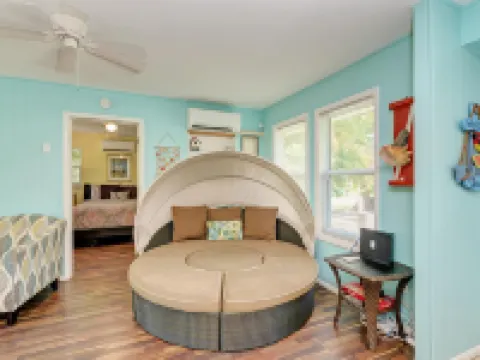 風景旅館-距離海灘僅一分鐘的步行路程-擁有私人院子-無鑰匙鎖 佈雷登頓海灘酒店