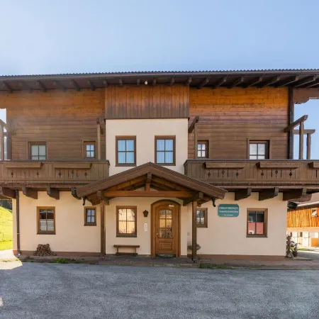Chalet in Mittersill Near Ski Slopes