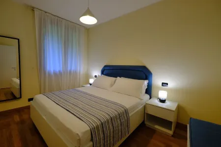 Lake View Gateway - by Myhomeincomo Отели в г. Колонно