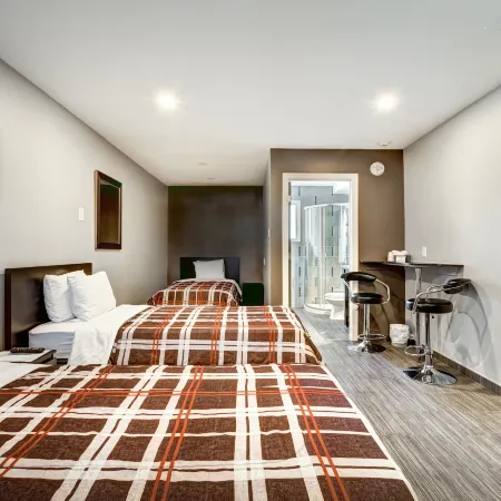 Auberge St. Jacques Отели рядом с достопримечательностью «Вердан»