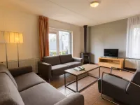 Comfortable Bungalow with Dishwasher, Near Hunebedcentrum